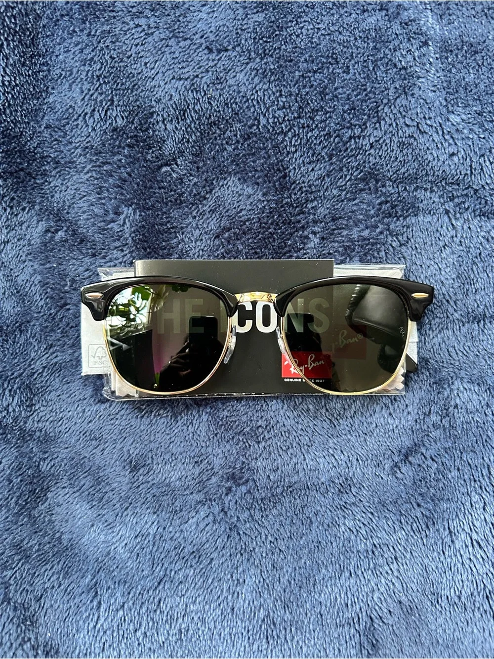 Ray-Ban Clubmaster Sunglasses Black Frames with Green Lenses